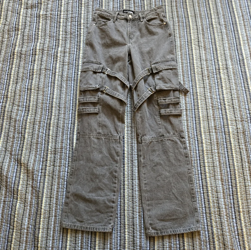 Fashion Nova Gray Strappy Cargo Jeans Leg Straps